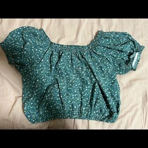 American Eagle cropped Blouse